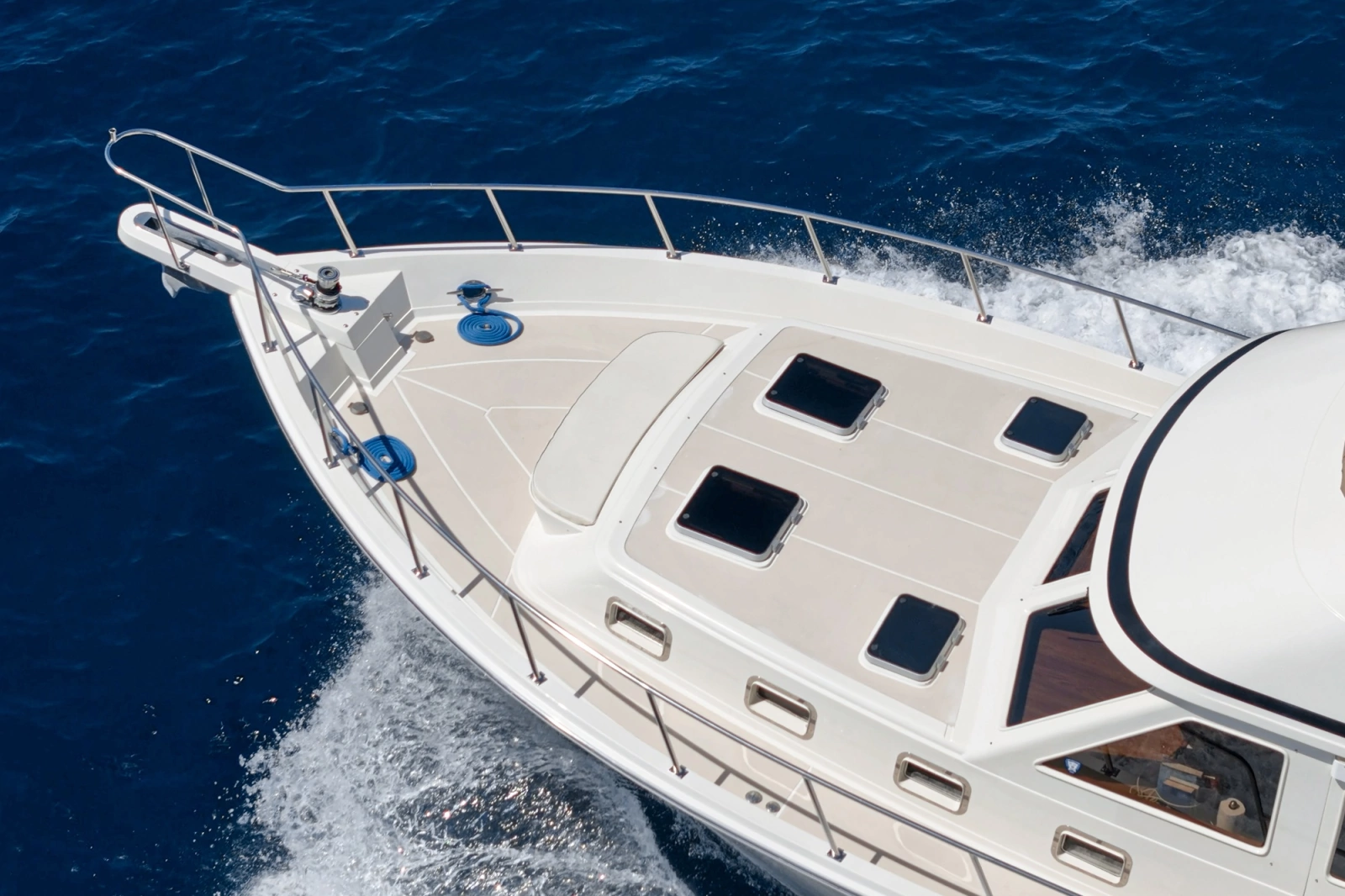 1999 Offshore Yachts 48 Sedan