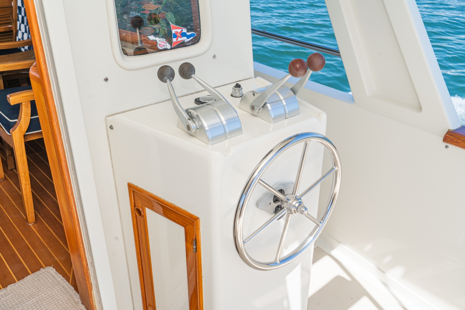 1999 Offshore Yachts 48 Sedan