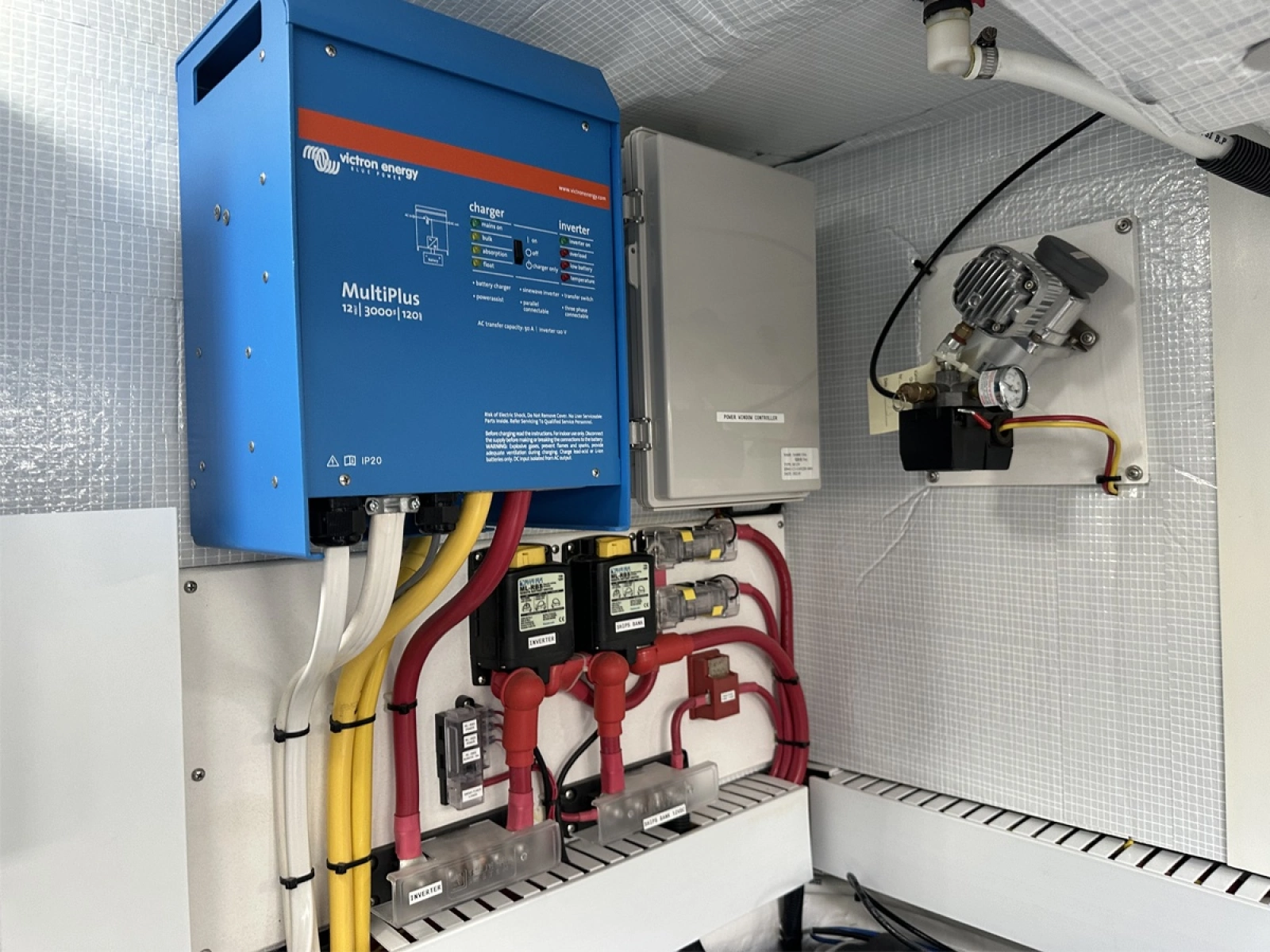 Multiplus Inverter/Charger