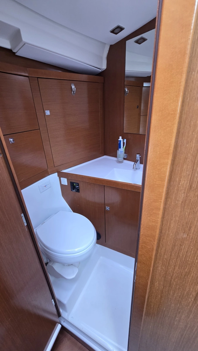 2012 Beneteau 