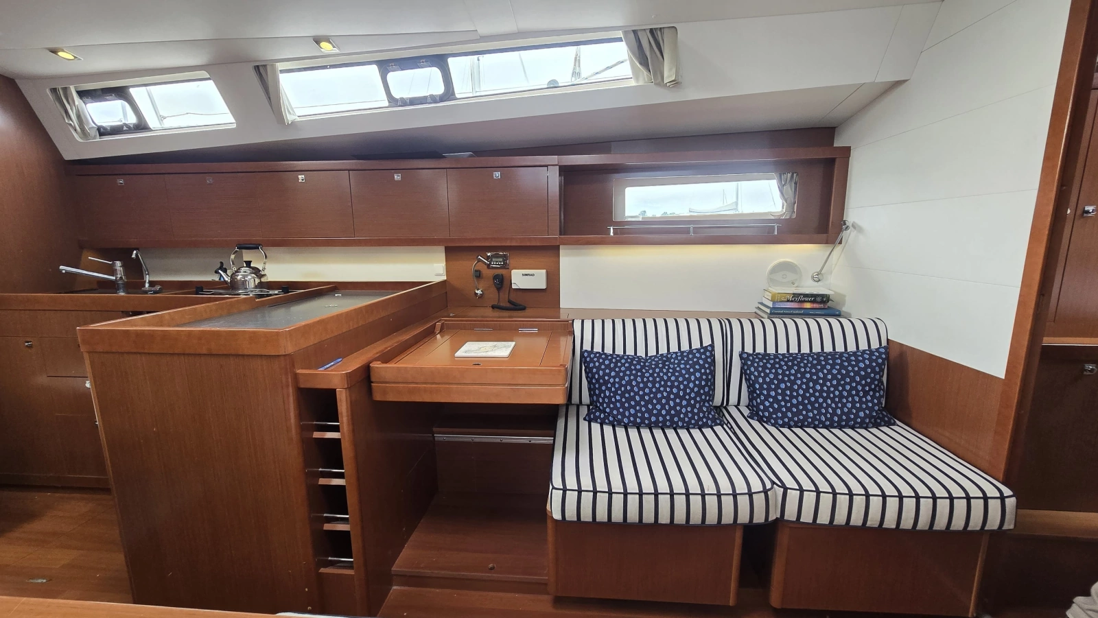 2012 Beneteau 