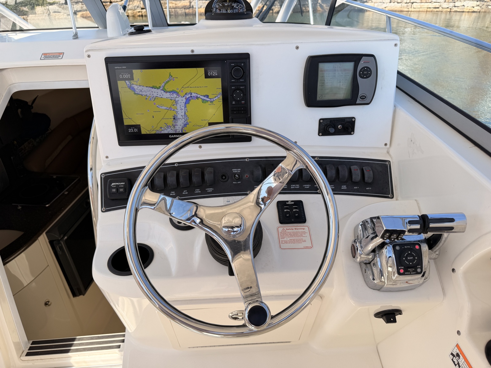 2006 Boston Whaler 285 Conquest