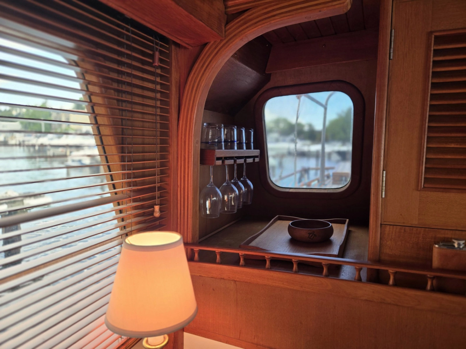 1979 Ocean Alexander 40 Double Cabin