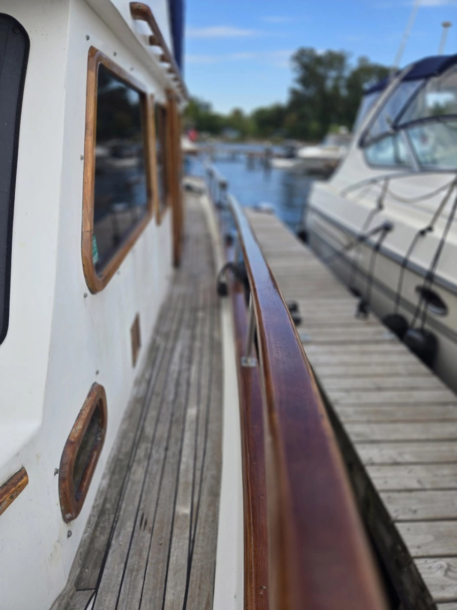 1979 Ocean Alexander 40 Double Cabin