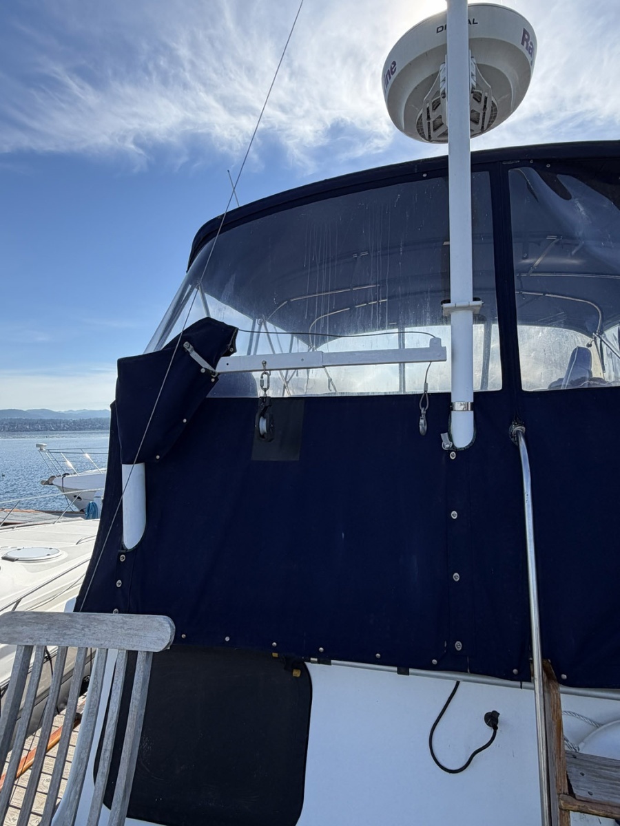 1979 Ocean Alexander 40 Double Cabin