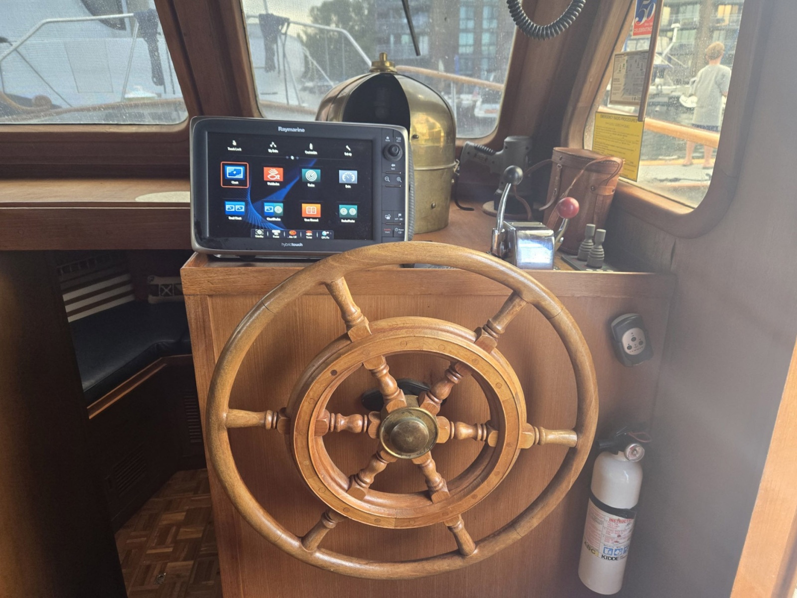 1979 Ocean Alexander 40 Double Cabin
