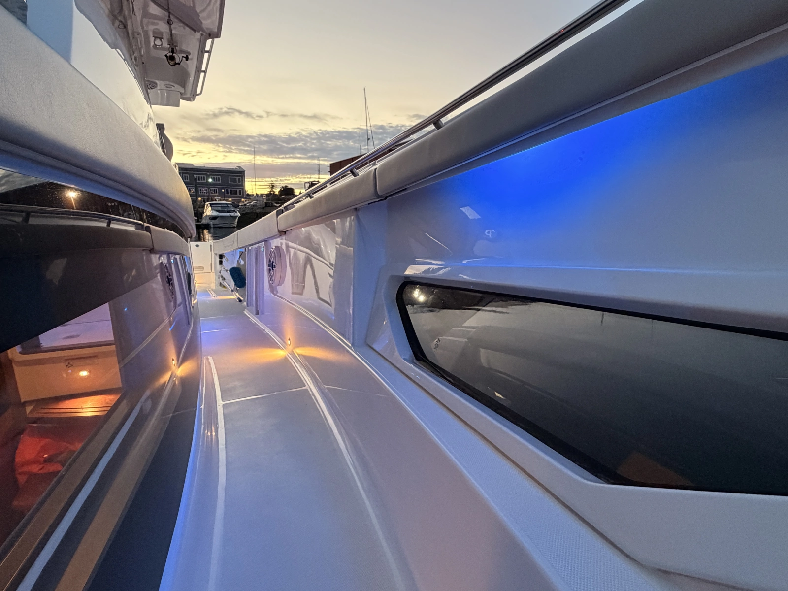 Sea Shed 37ft Pursuit Yacht For Sale
