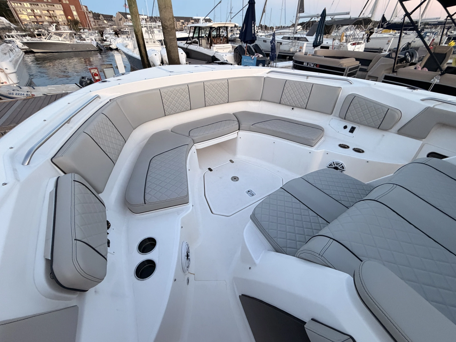 Sea Shed 37ft Pursuit Yacht For Sale