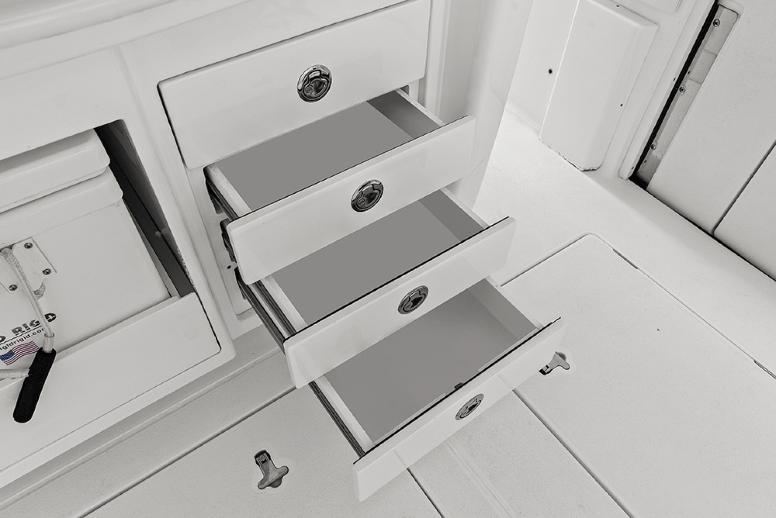Drawers on aft stbd summer kitchen