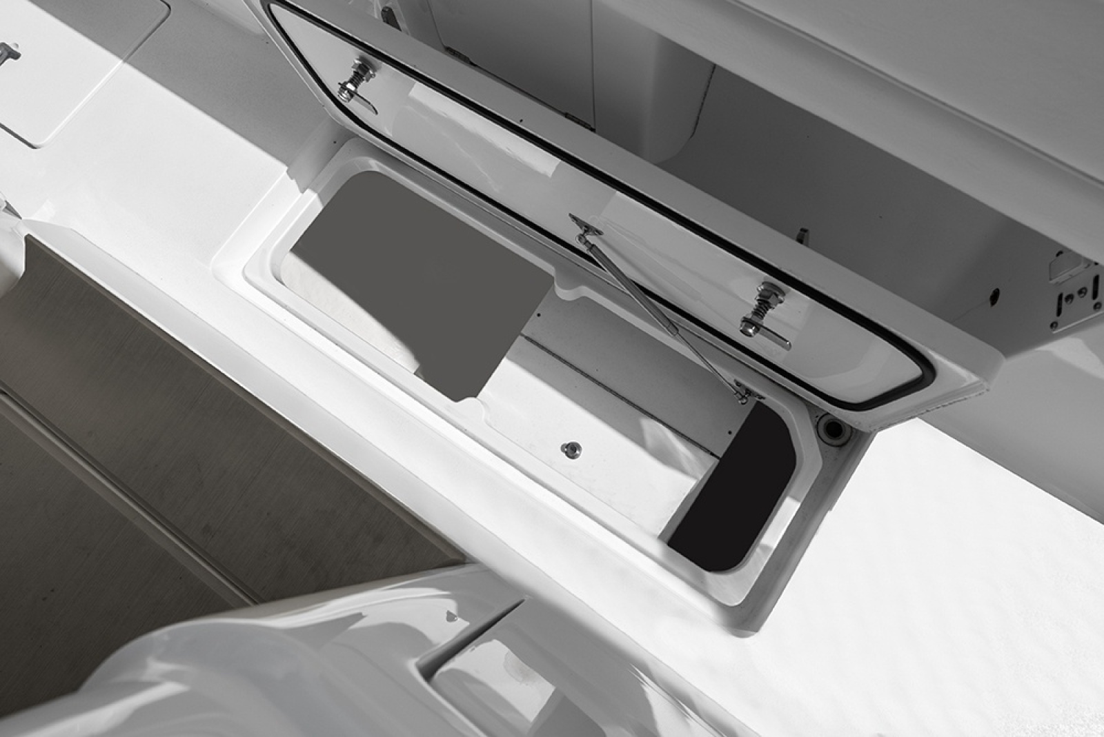 Side deck storage