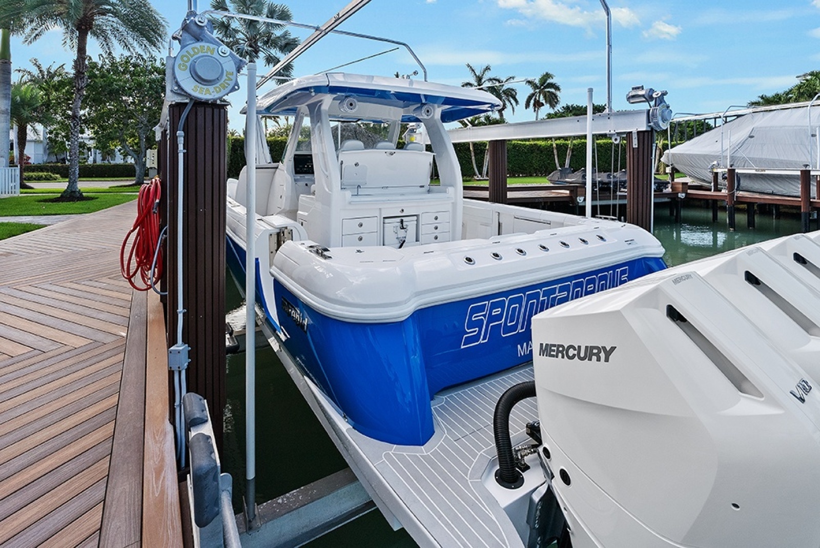 Port quarter profile while boat is on lift