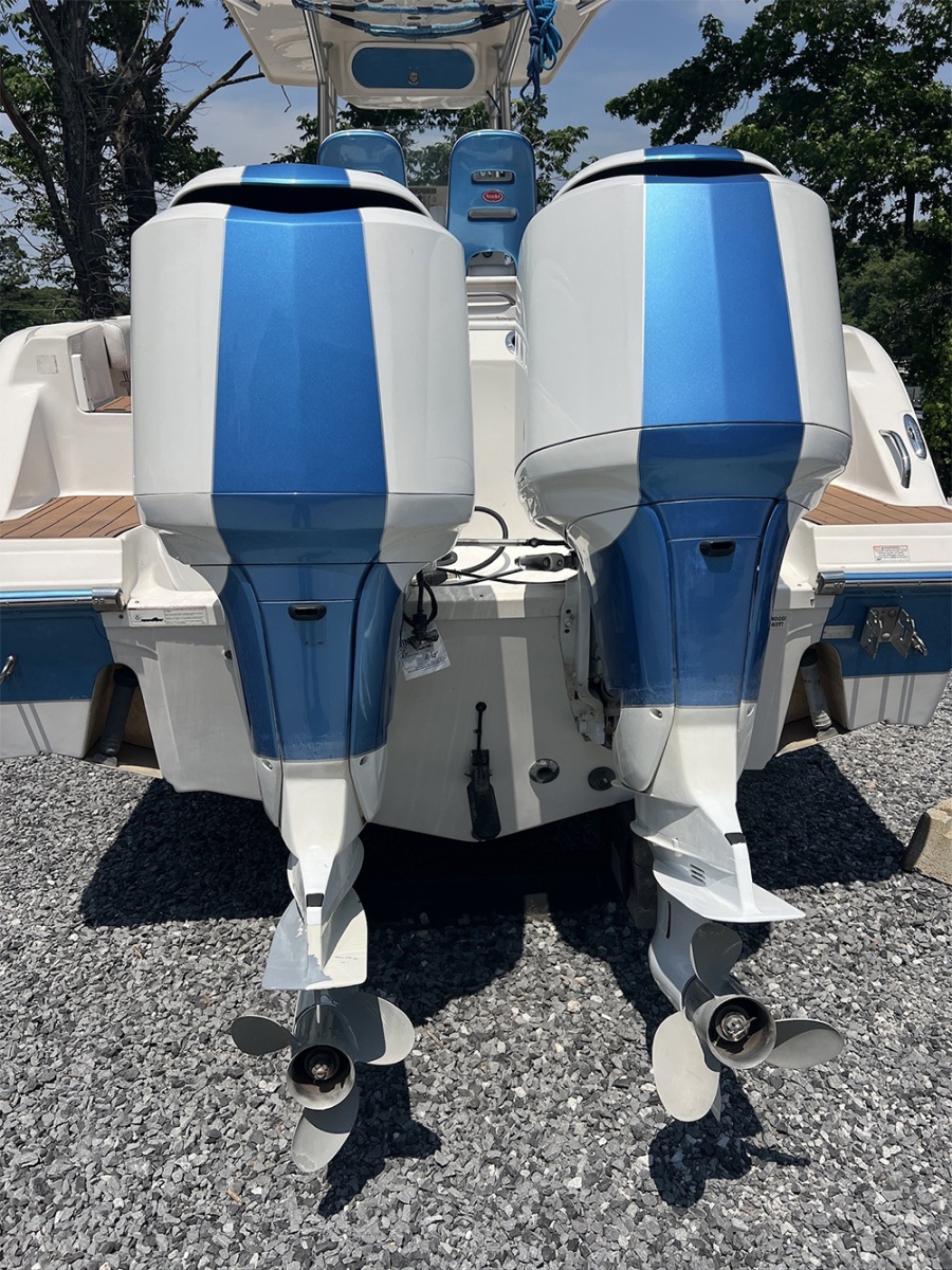Twin engines