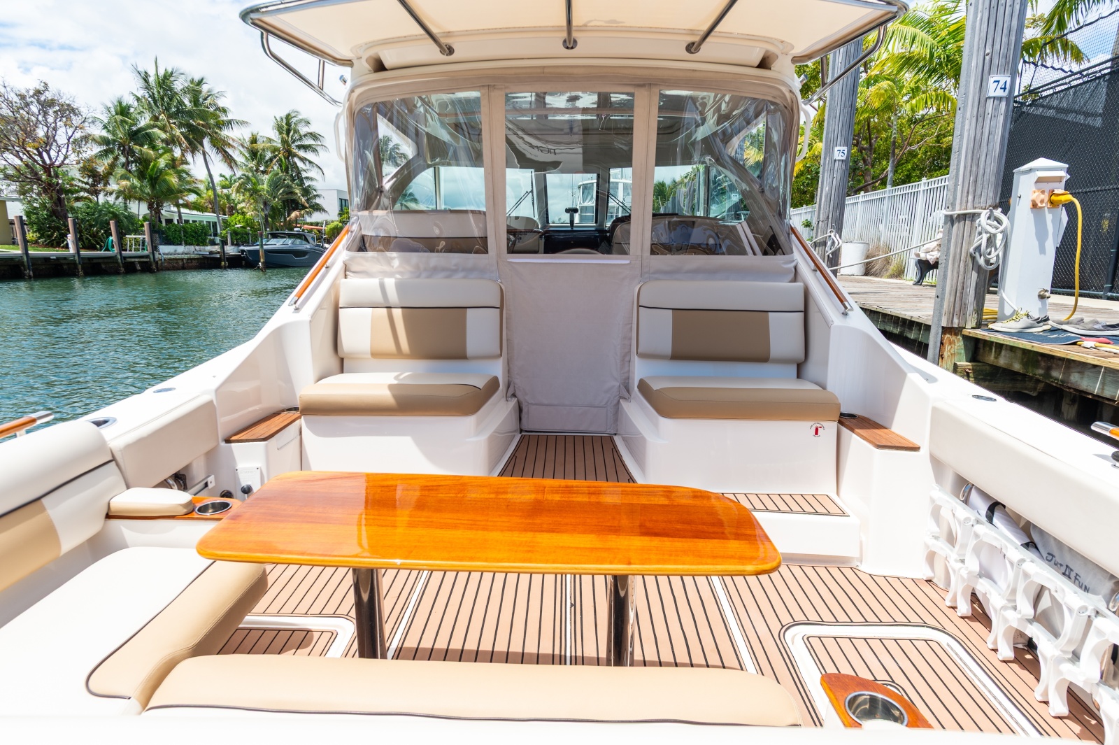 2013 Tiara Yachts 3600 Coronet