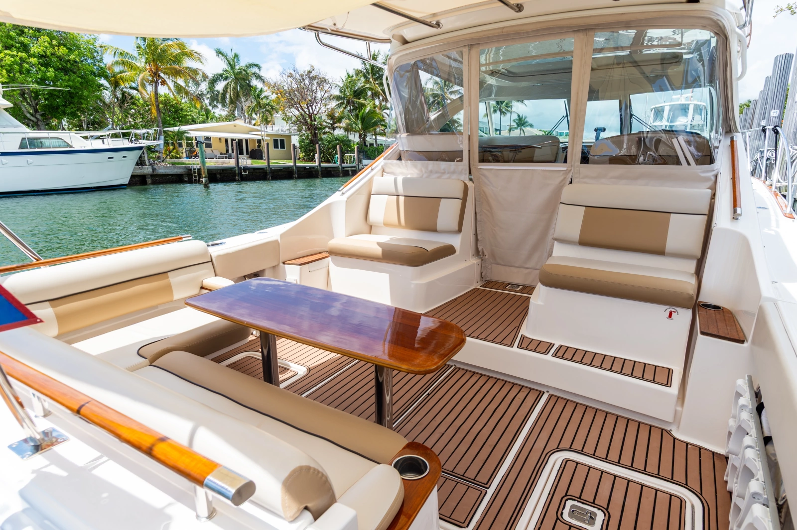2013 Tiara Yachts 3600 Coronet