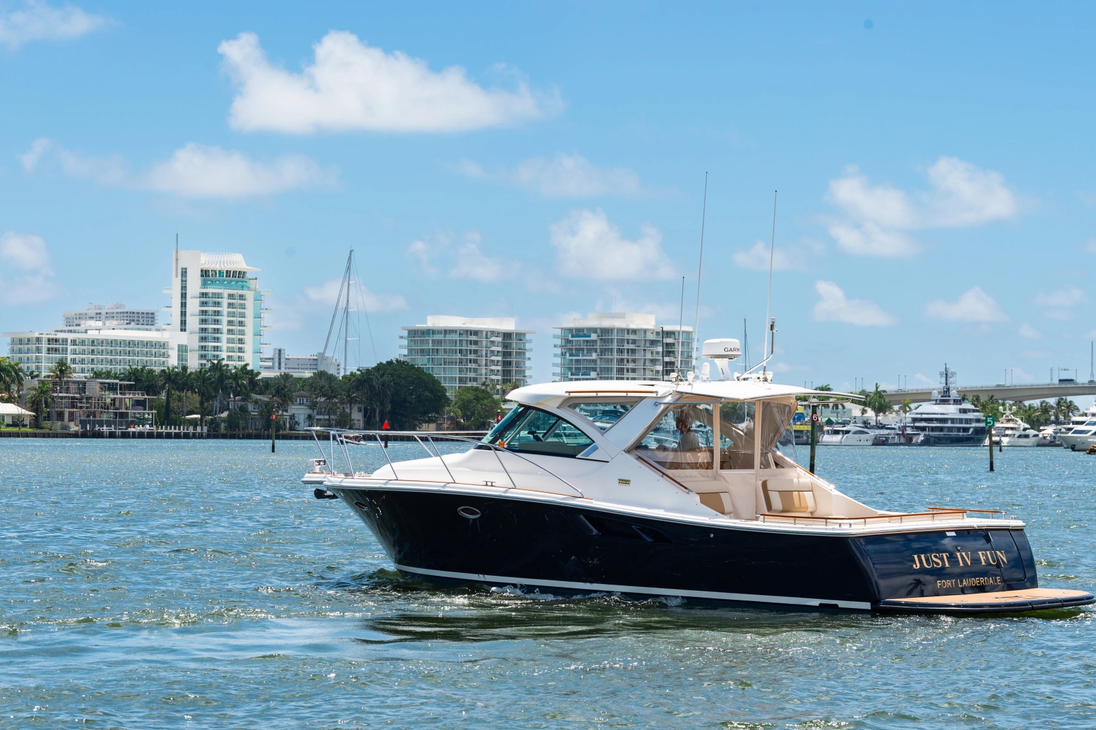 2013 Tiara Yachts 3600 Coronet