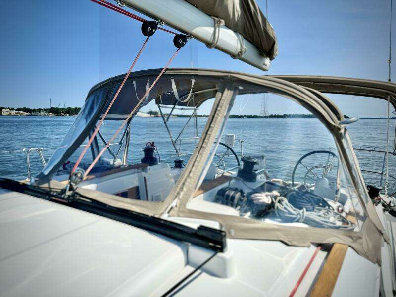 2015 Jeanneau 379