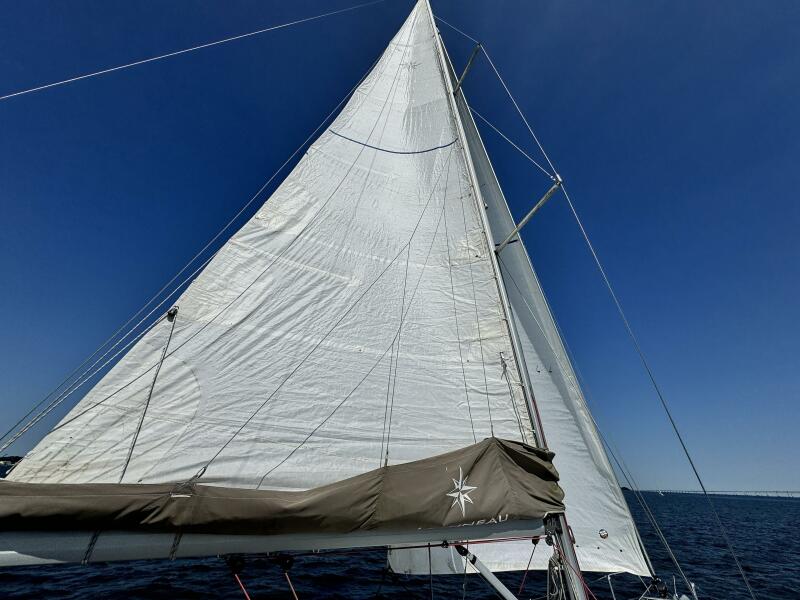 2015 Jeanneau 379