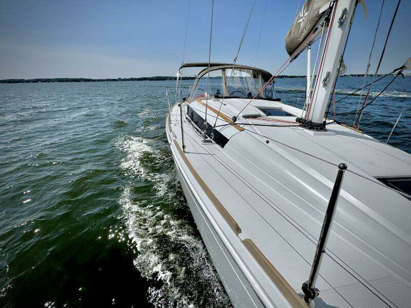 2015 Jeanneau 379