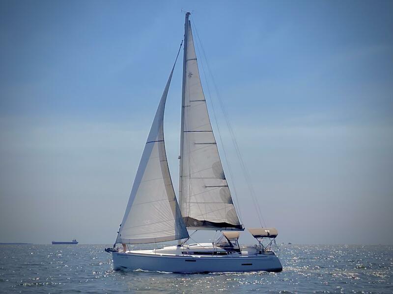 2015 Jeanneau 379