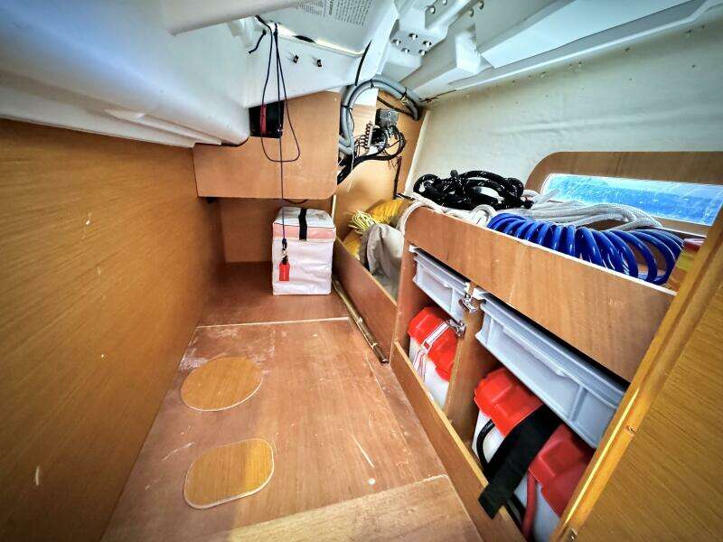 2015 Jeanneau 379