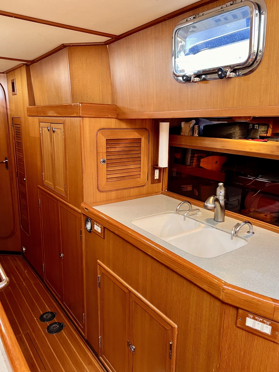 2001 Hylas 54 RS