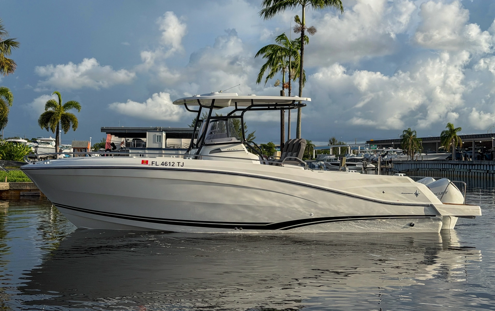 29ft Jeanneau Yacht For Sale