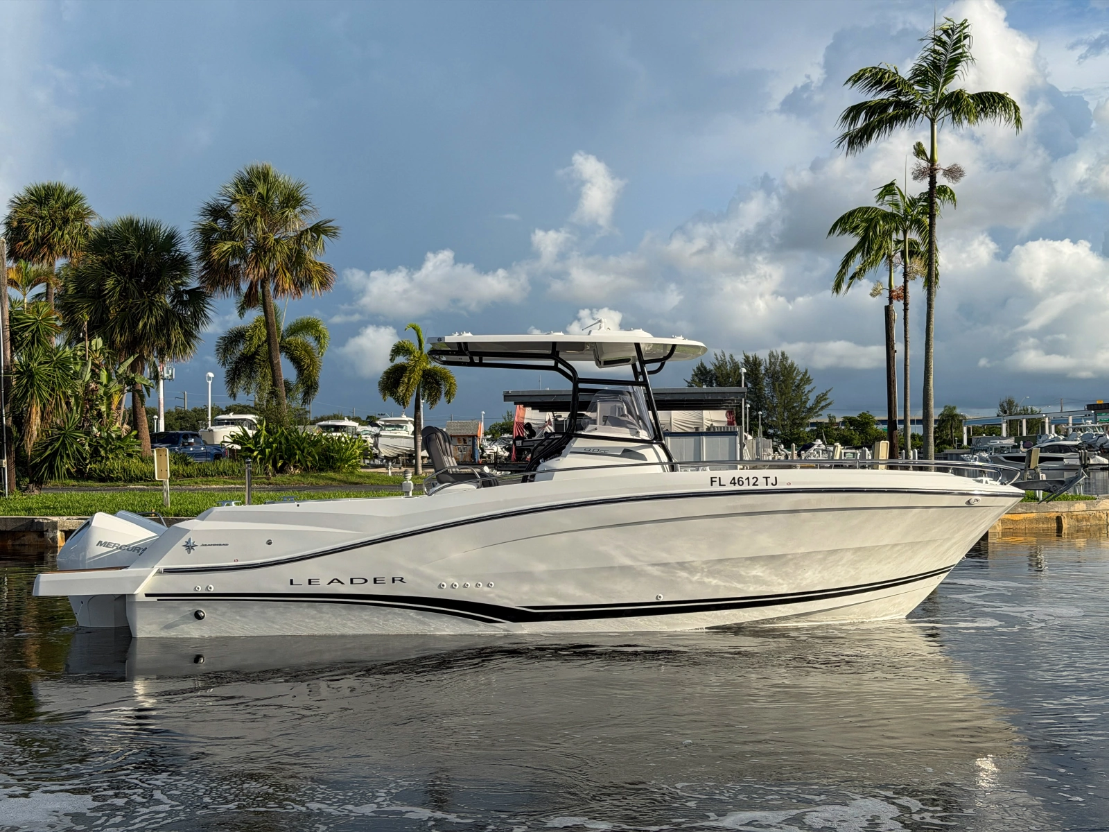 29ft Jeanneau Yacht For Sale
