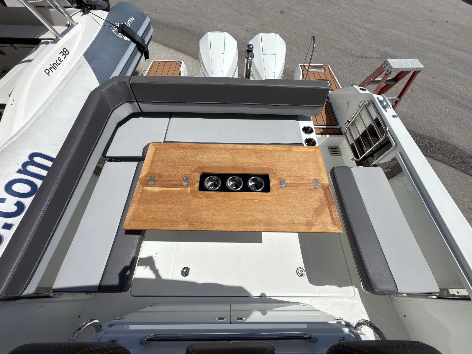 29ft Jeanneau Yacht For Sale