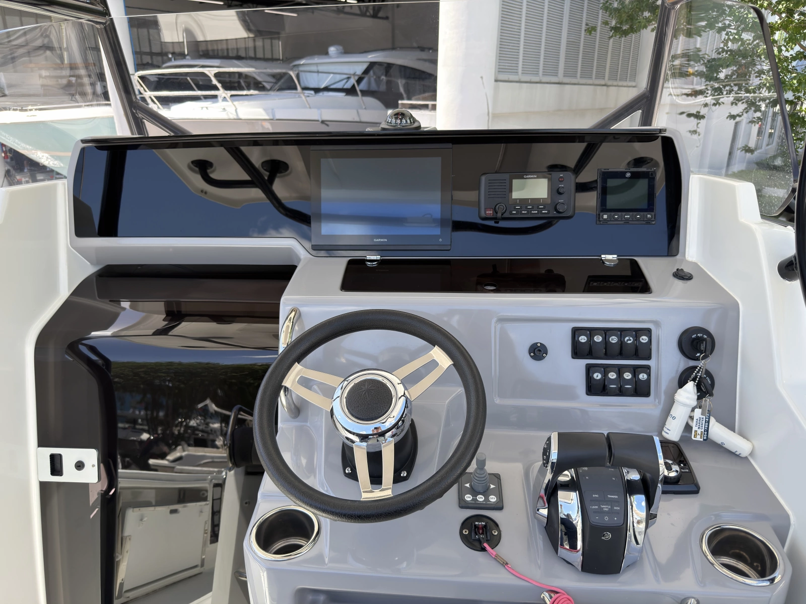29ft Jeanneau Yacht For Sale