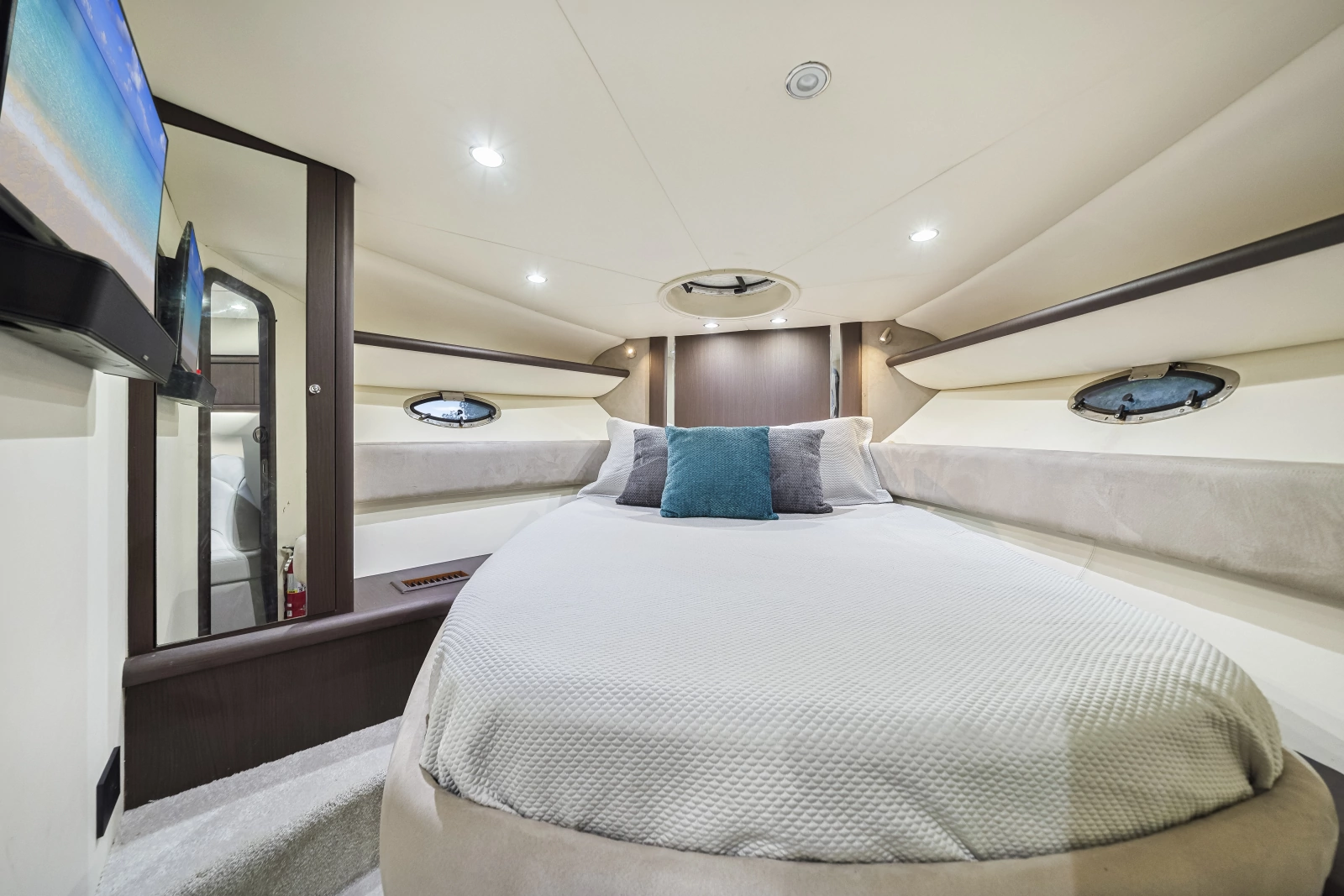 2004 Sunseeker Portofino 35