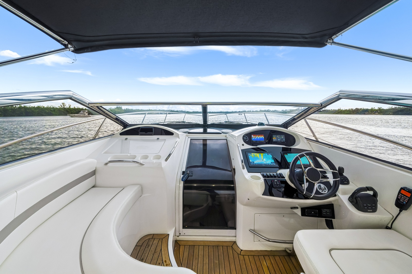 2004 Sunseeker Portofino 35