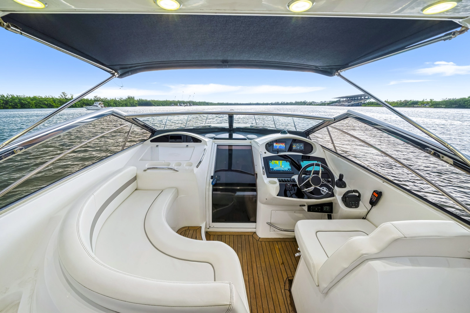 2004 Sunseeker Portofino 35