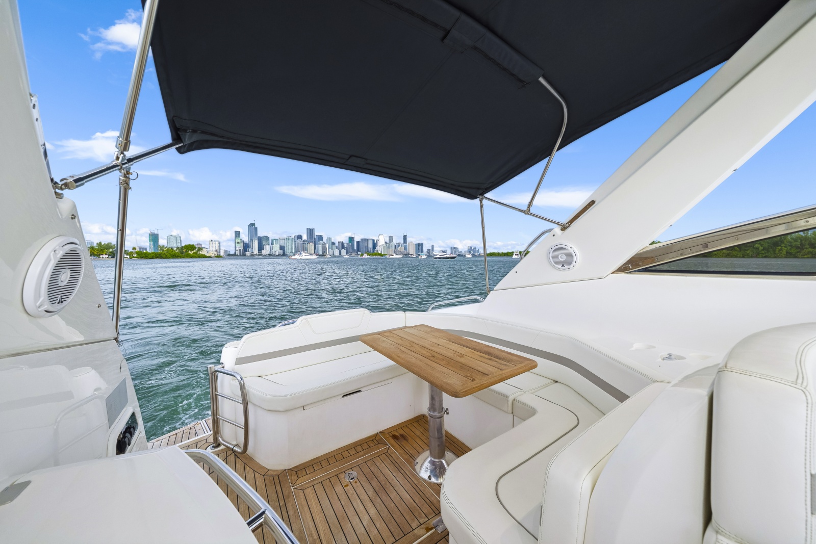 2004 Sunseeker Portofino 35