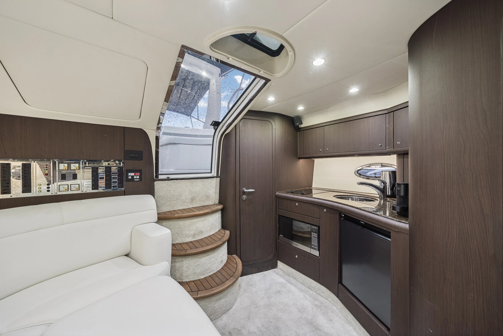 2004 Sunseeker Portofino 35