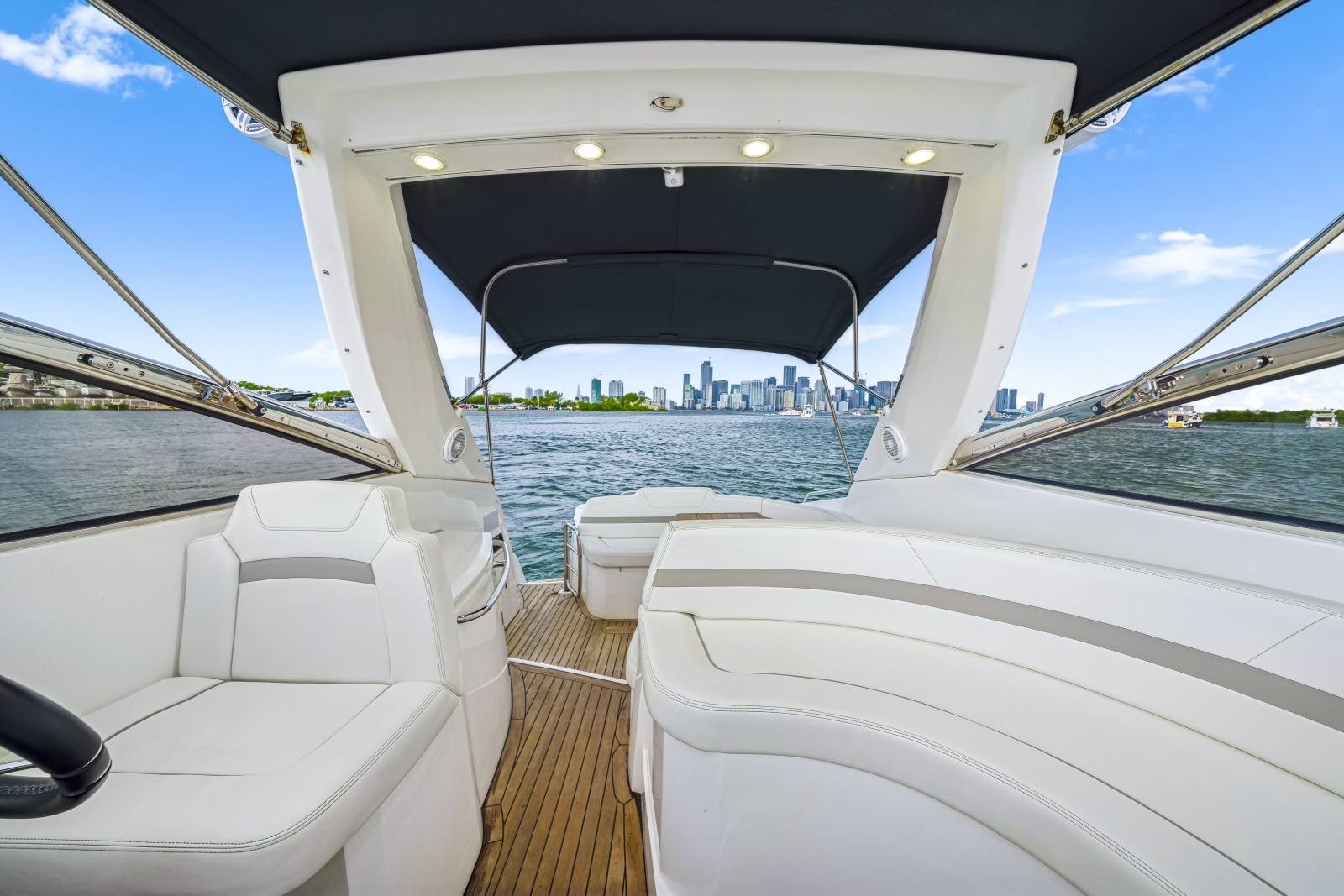 2004 Sunseeker Portofino 35