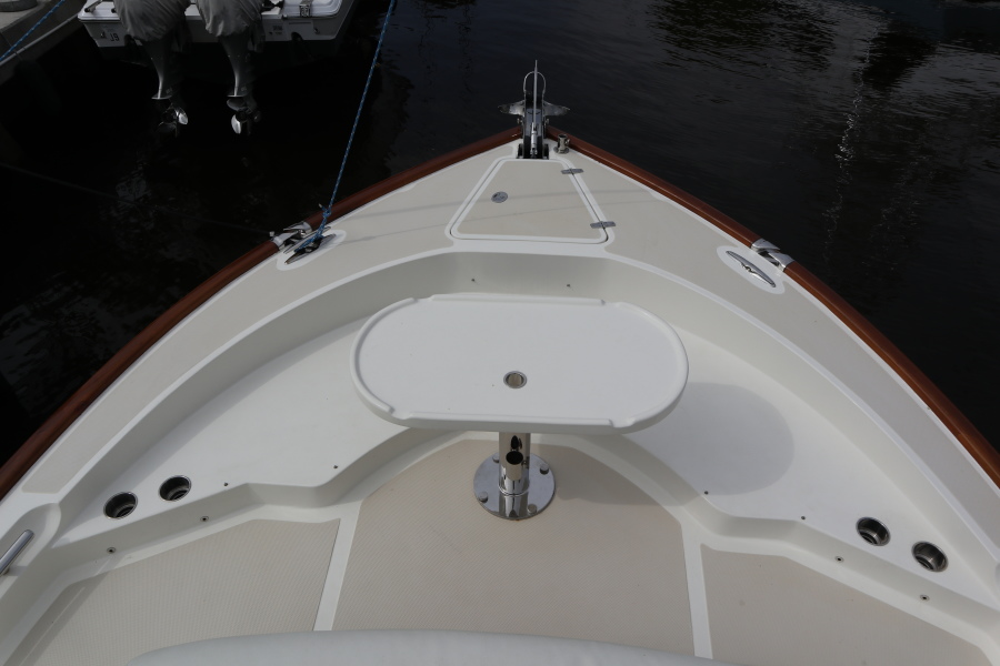 Marlow 37 - MI-DI - Bow