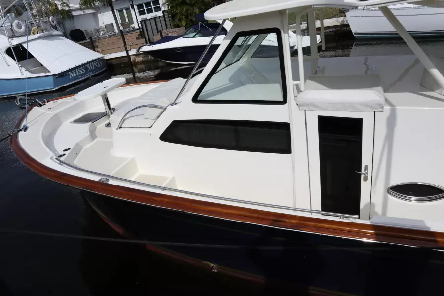 Marlow 37 - MI-DI - Exterior Profile