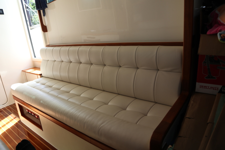 Marlow 37 - MI-DI - Seating