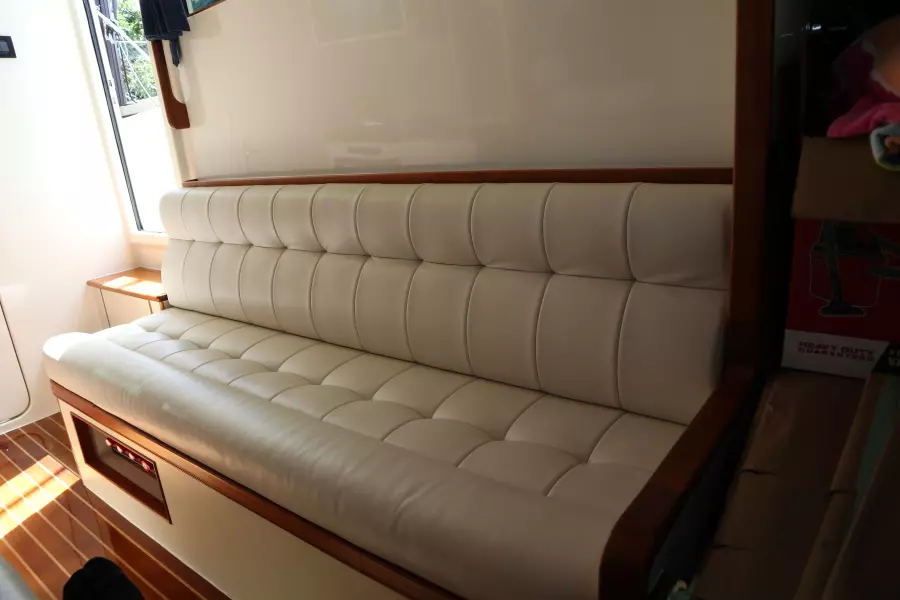 Marlow 37 - MI-DI - Seating