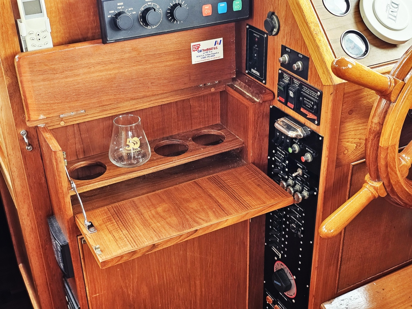 1987 Grand Banks Sedan