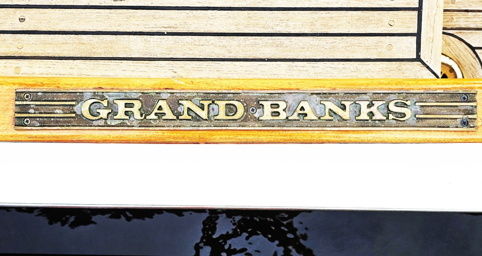 1987 Grand Banks Sedan