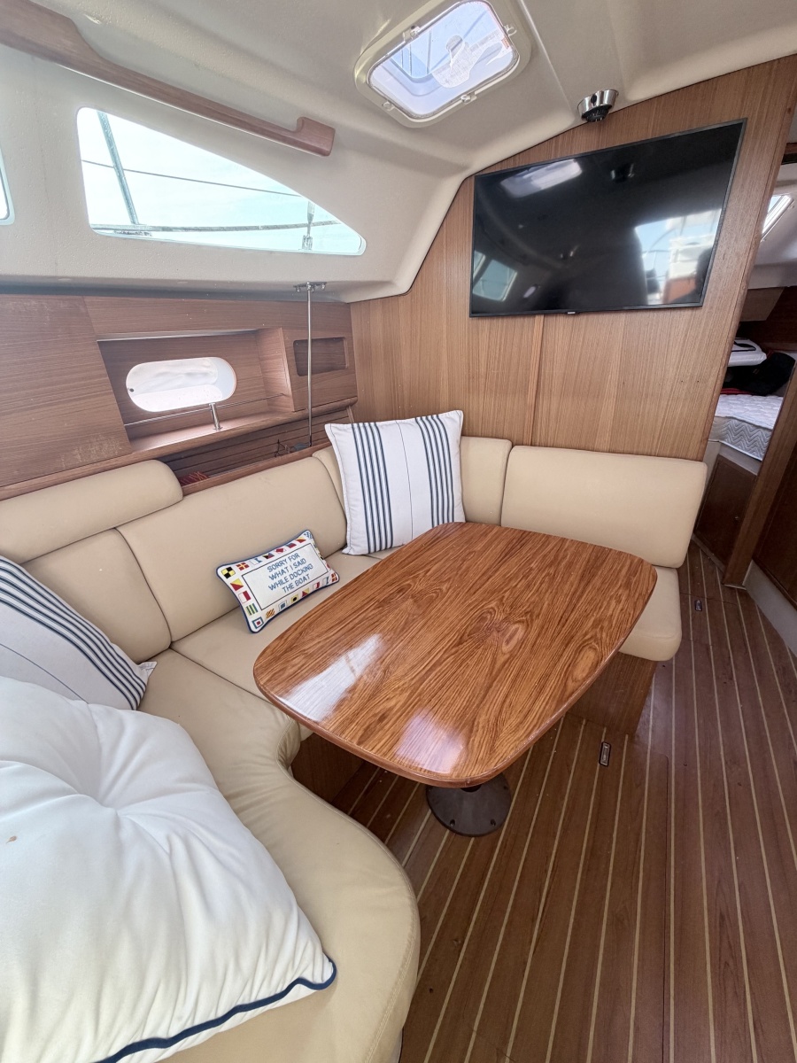 2015 Catalina 315