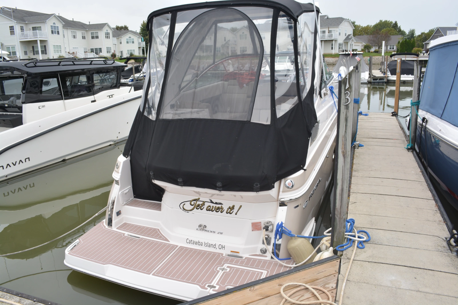 Jet Over It 28ft Regal Yacht For Sale