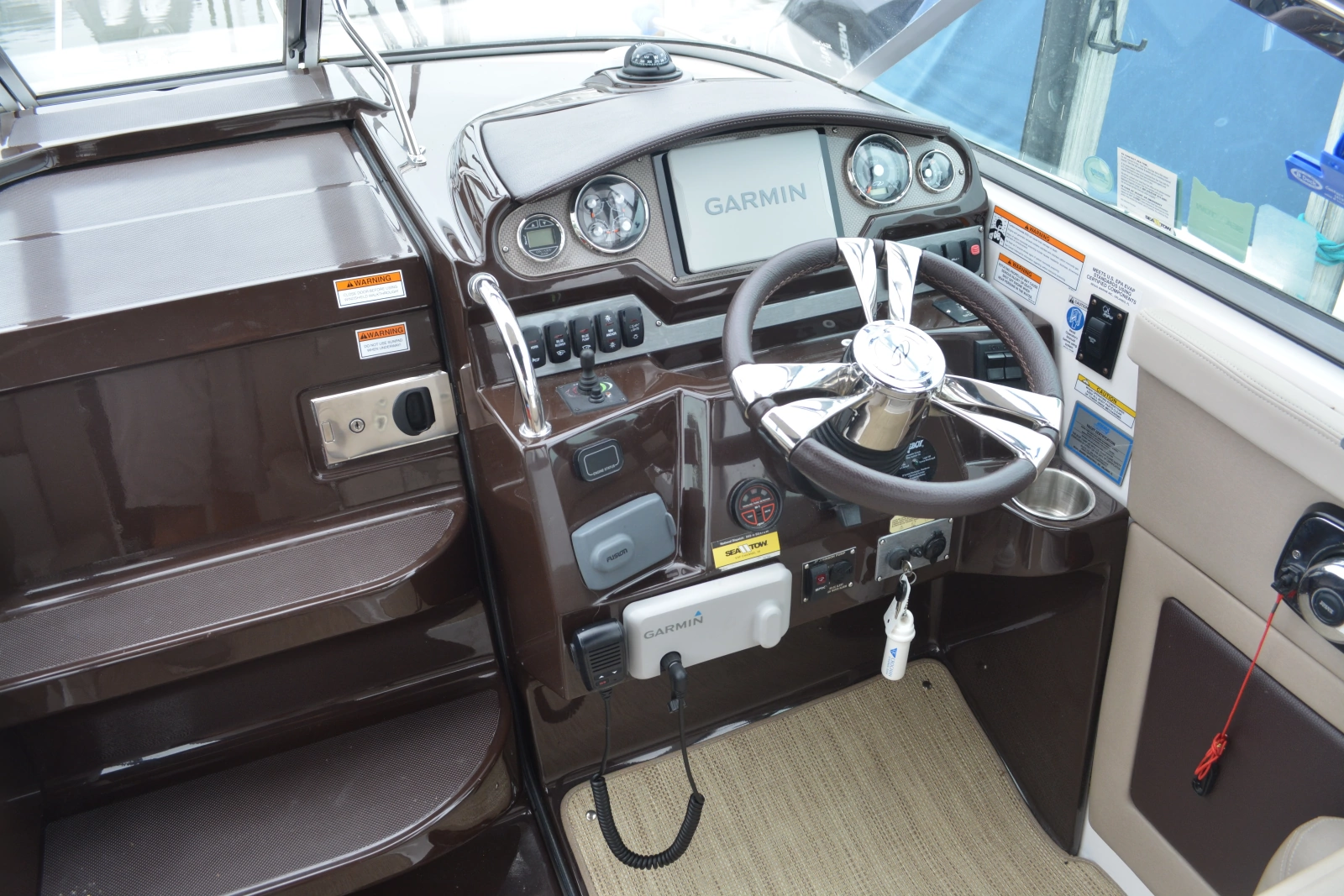 Jet Over It 28ft Regal Yacht For Sale
