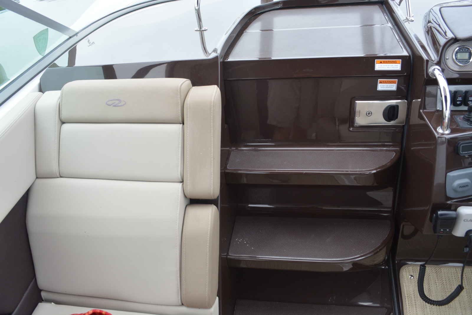 2014 Regal 28 Express