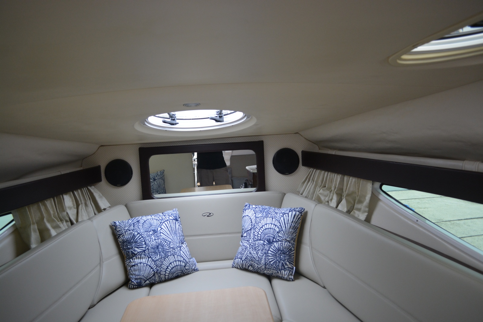 2014 Regal 28 Express
