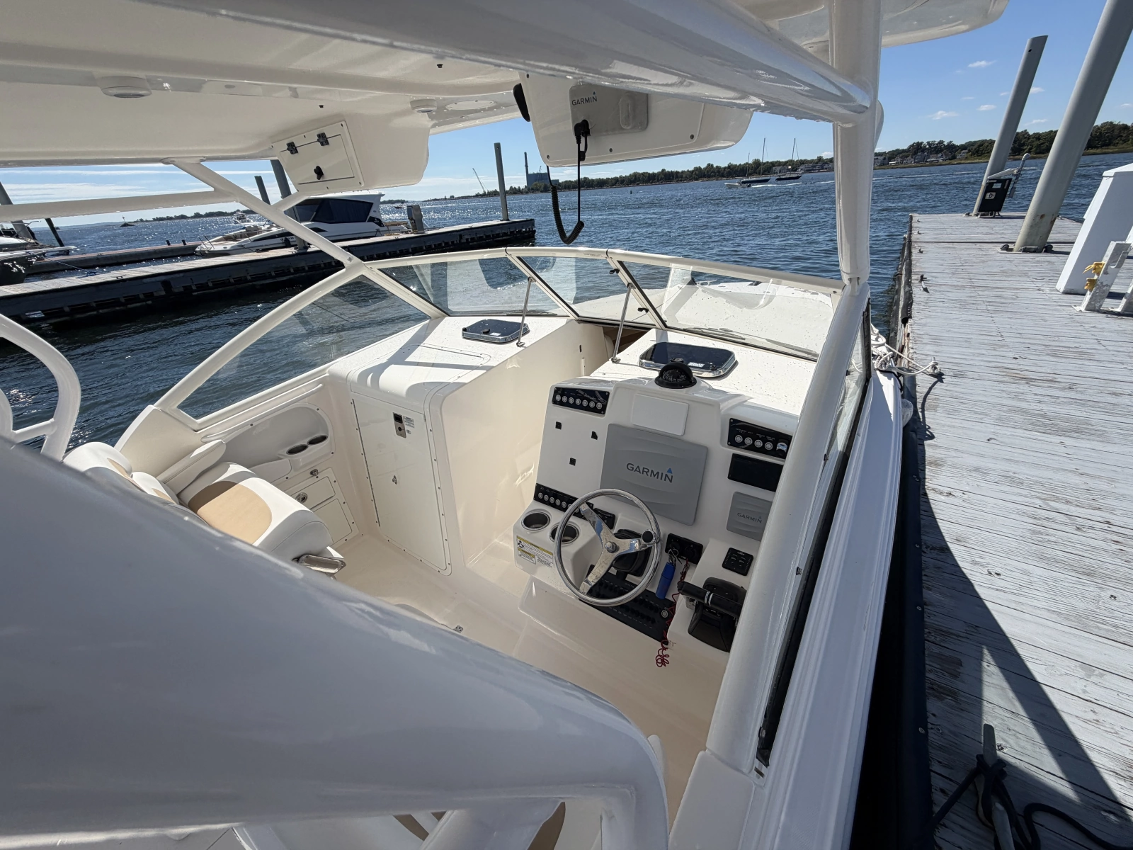 2015 Edgewater 280CX Crossover