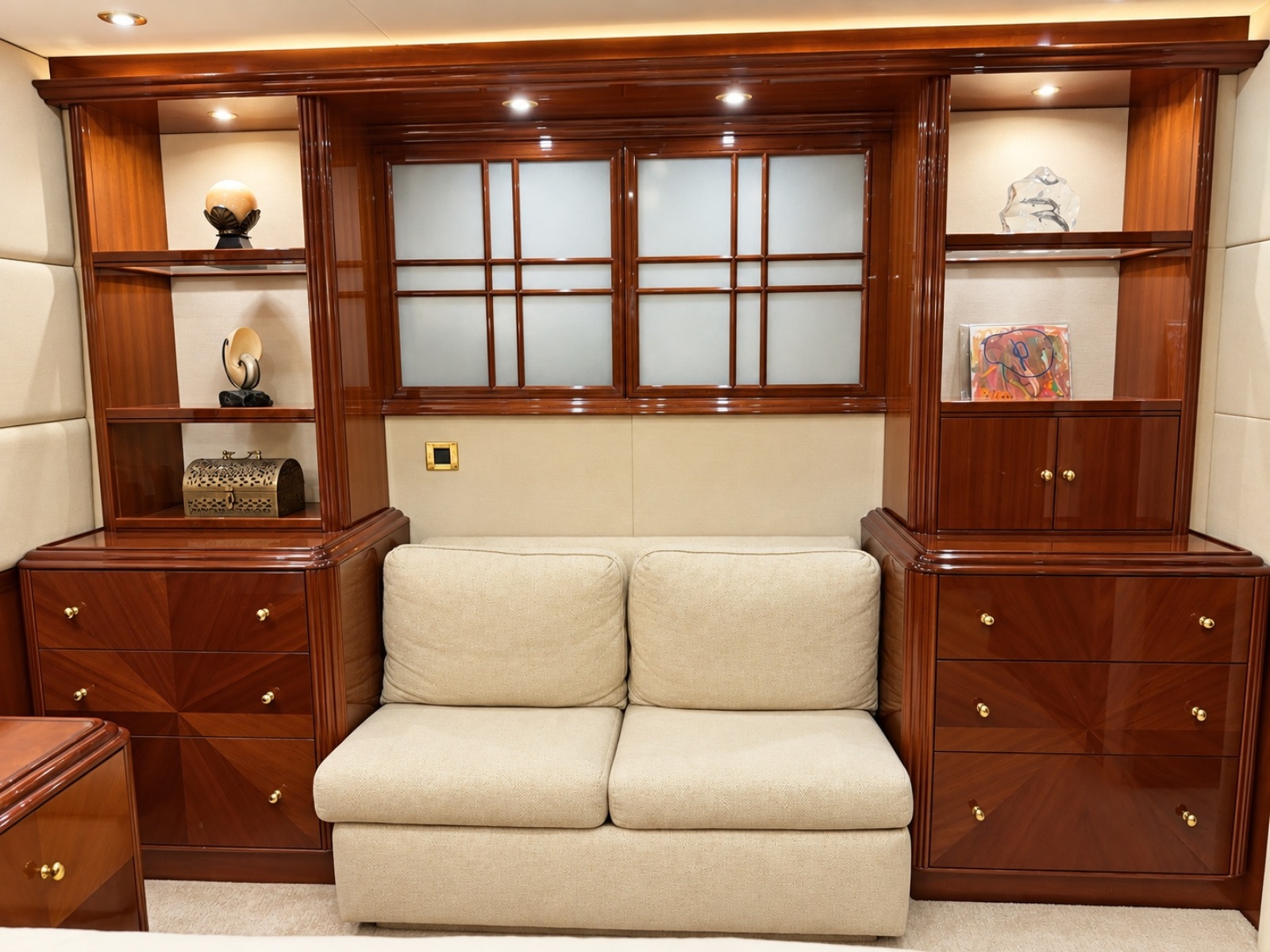 2002 Lazzara Yachts 80 Skylounge