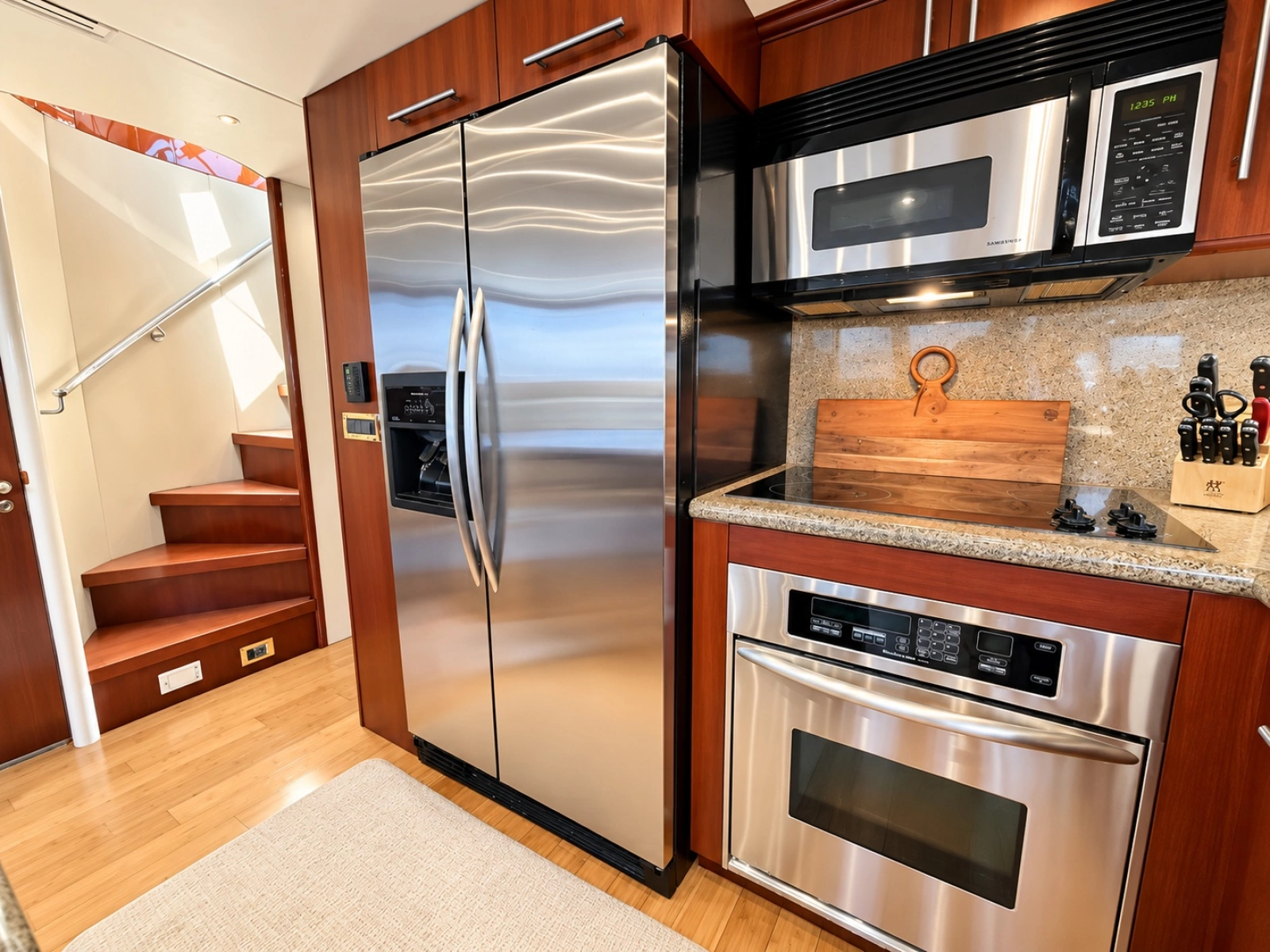 Bamboozled Again 80ft Lazzara Yachts Yacht For Sale
