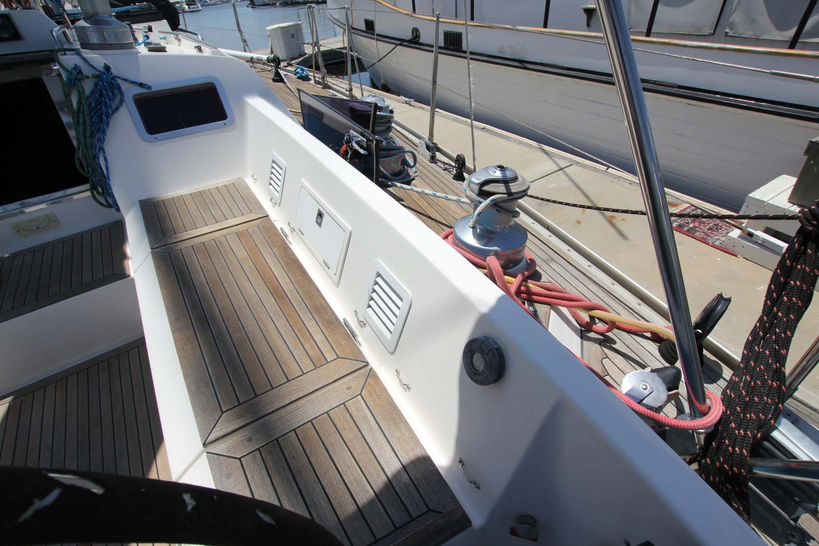 2000 Nautor Swan 